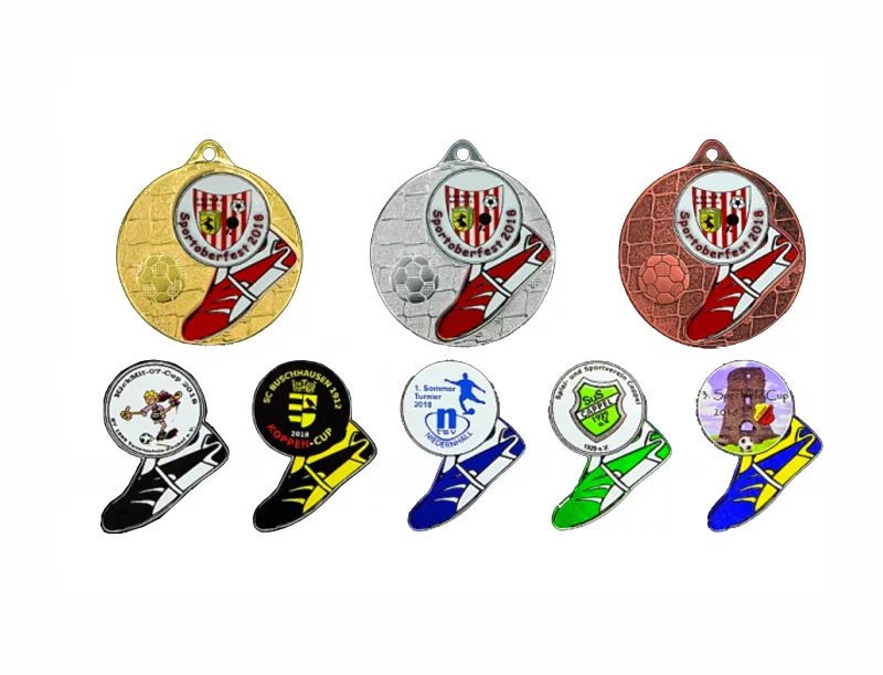 Farbige Fußballmedaille Rot Gelb Orange Blau Türkis Pink Lila Rot Gelb Türkis