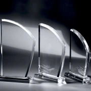 PD S 33521 Acryl-Trophäe "Segel" 18mm stark