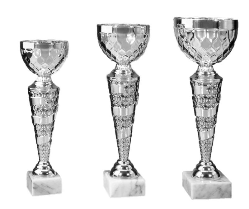 Klassische Pokale ohne Deckel silber