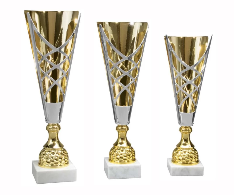 Moderne Pokale Metall silber gold