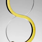 Kristallglas-Trophäe stark mit goldene Welle