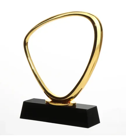 ''Leuchtpfad'' Kristallglas-Trophäe mit goldenen Metallrahmen