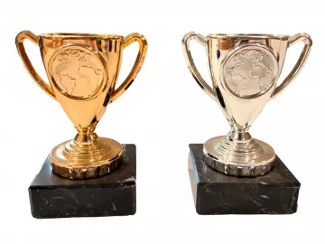 PDR C222 Price for one 1,50 Euro Big-eared trophies 10 pieces
