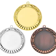 PDR D89 Price for one 1,50 Euro Medal Ø 70 mm 42 pieces
