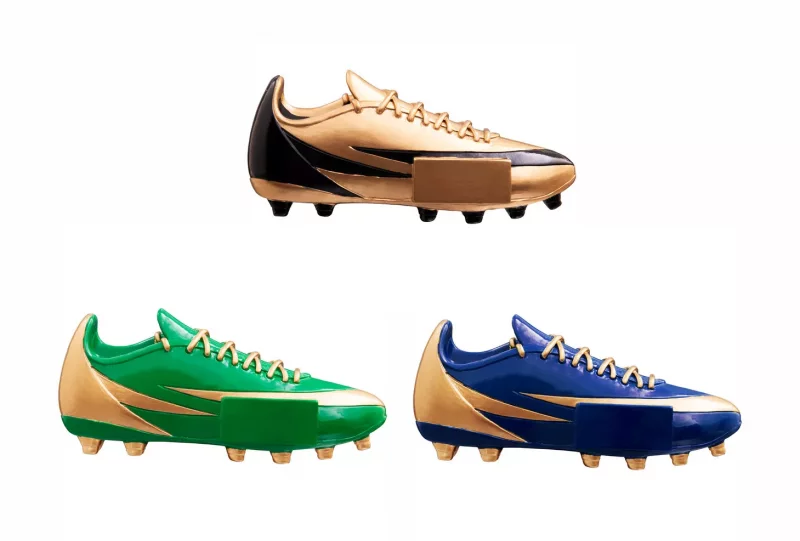Stückpreis 2,50 Euro Resin Fußballschuhe in 3 Farben 30 Stück